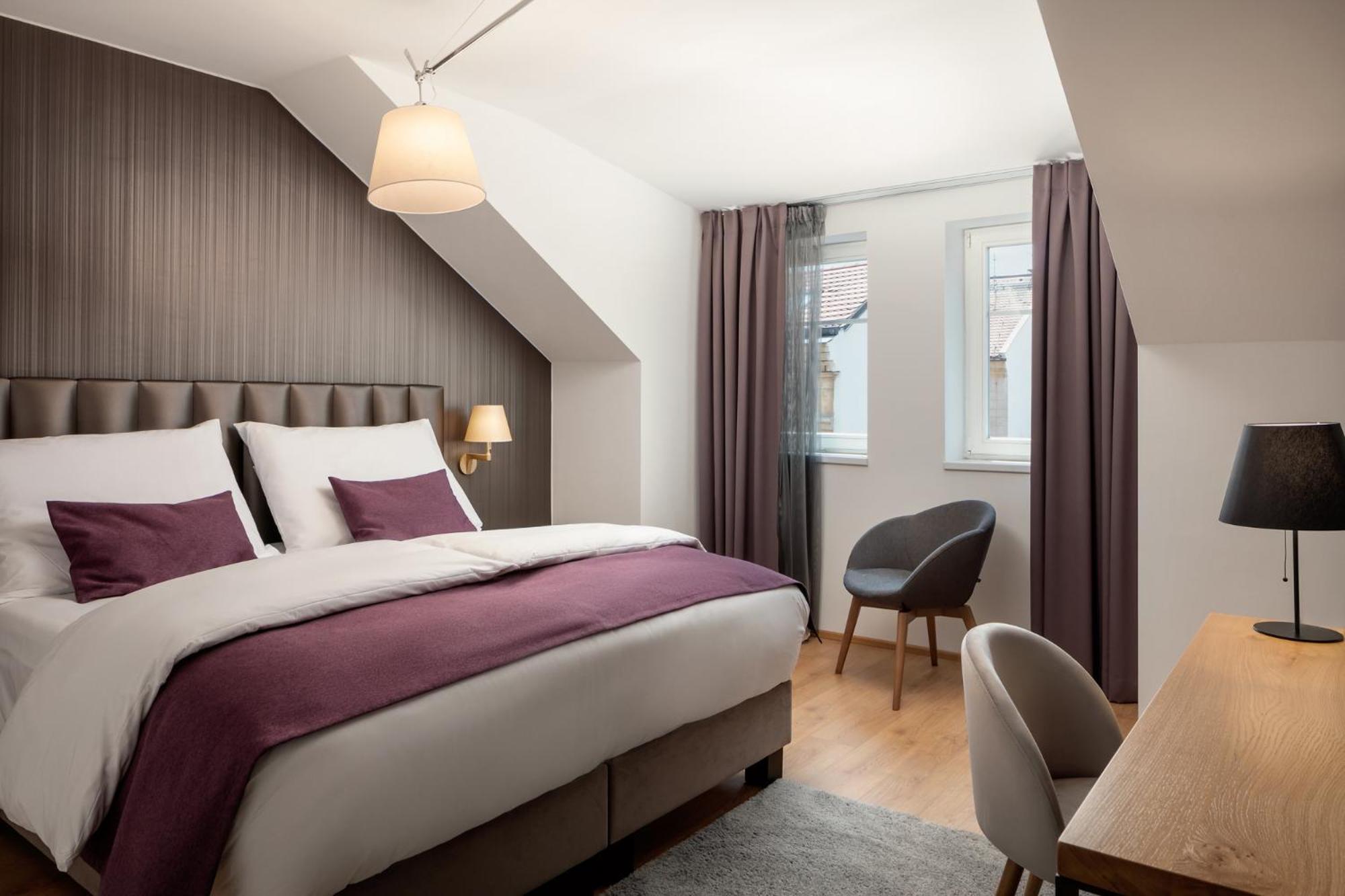 Superior Double or Twin Room,1216447807:JPEG